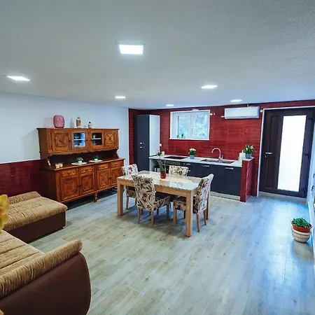 Apartman Kristina *